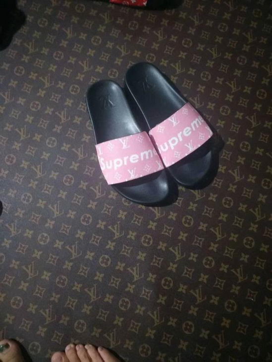 Louis Vuitton X Supreme Slippers Mens ID:20190503a382