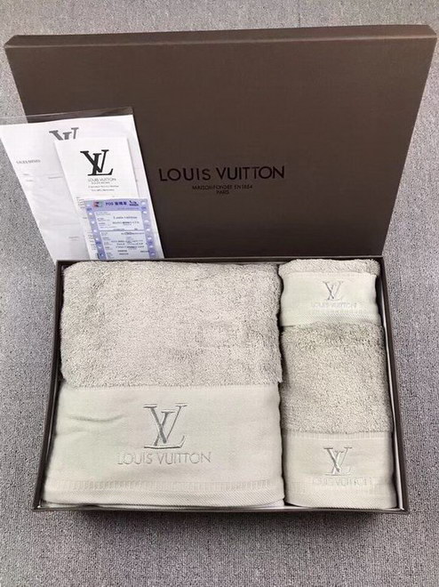 LV Towel Set – Dazzling Fashion