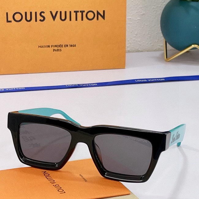 半月包爆擊：Louis Vuitton 新朋友，Over the Moon 可愛到只能買了