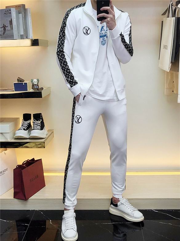 Louis Vuitton tracksuits for Louis Vuitton short tracksuits for men #A21723  