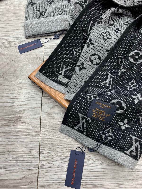 LV Scarf And Beanie Set All Colours Dm For More Info #fyp #plug