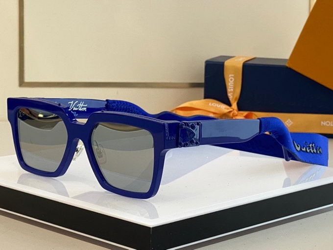 Louis Vuitton Sunglasses ID:20230516-127