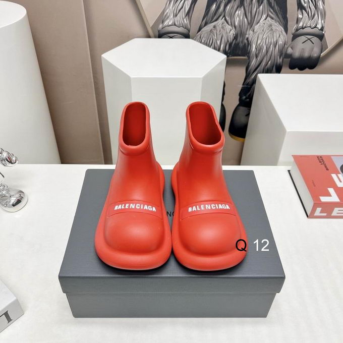Balenciaga Boots Wmns ID:20231105-242