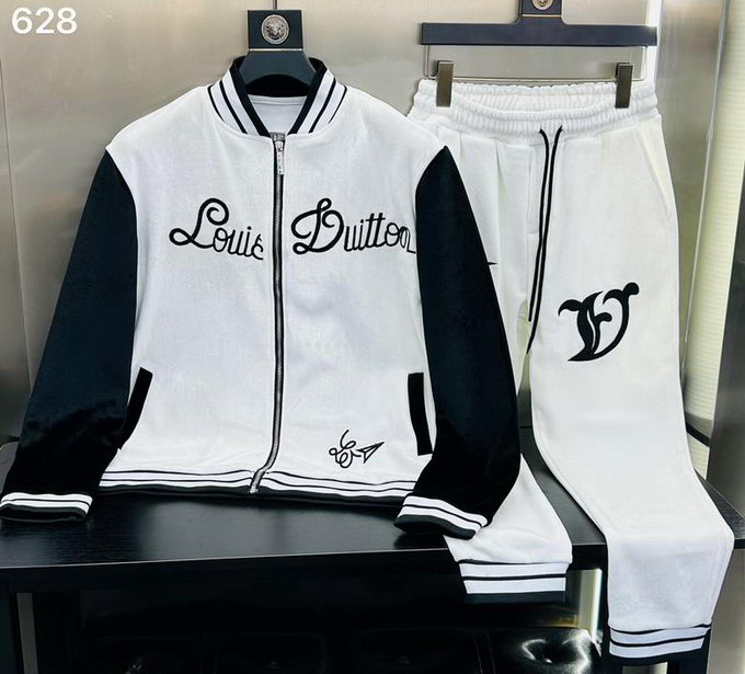 Louis Vuitton Tracksuit Mens ID:20231110-99